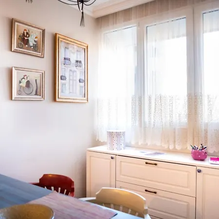 Sava Centar 1-bedroom In The Heart Of New *