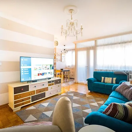 Apartment Sava Centar 1-bedroom In The Heart Of New Belgrade