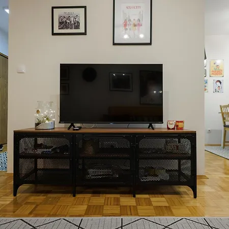Sava Centar 1-bedroom In The Heart Of New